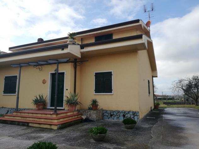 Casa singola in affitto a Avenza - Carrara 220 mq Rif 1123015