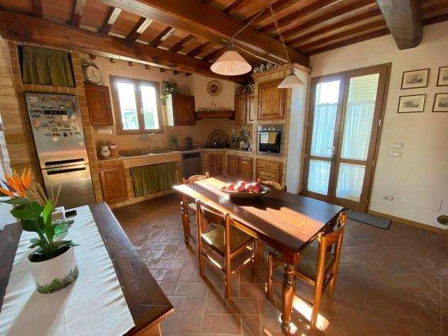 Casa singola in vendita a Capannoli 300 mq Rif 1222092