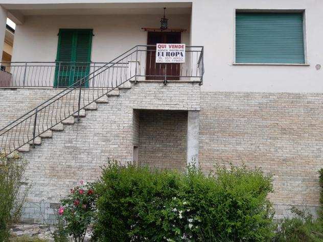 Casa singola in vendita a Castelfranco di Sotto 360 mq Rif 967926