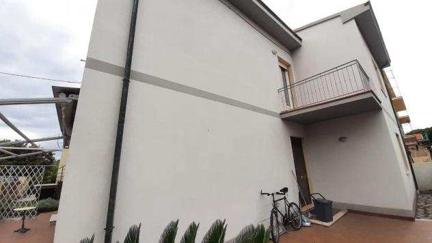 Casa singola in vendita a Cecina 280 mq Rif 1135330
