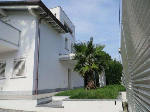 Casa singola in vendita a CINQUALE - Montignoso 240 mq Rif 1109690