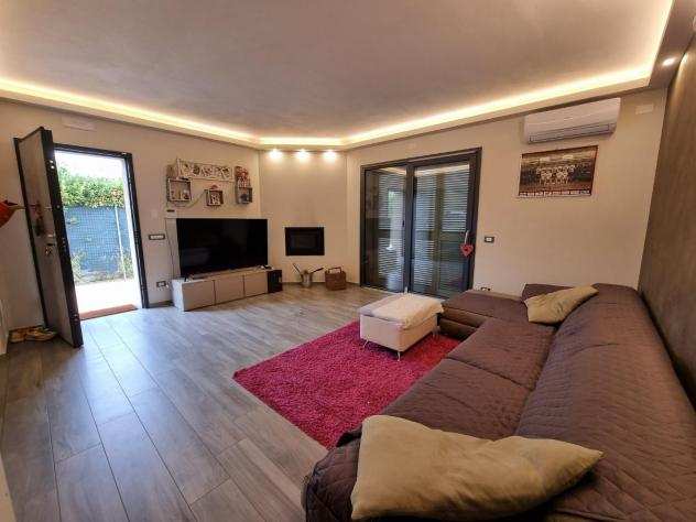 Casa singola in vendita a LIDO DI CAMAIORE - Camaiore 125 mq Rif 1075032