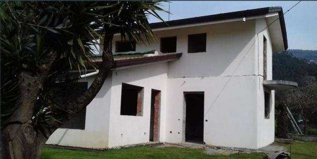 Casa singola in vendita a Montignoso 110 mq Rif 1127869