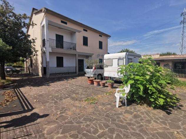 Casa singola in vendita a Santa Croce sullArno 230 mq Rif 979995