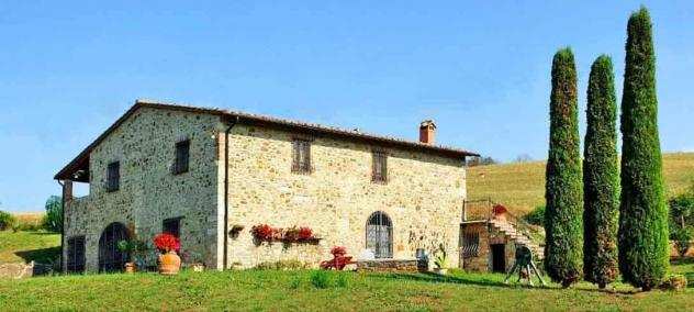 Casale in vendita a Castiglione dOrcia 360 mq Rif 1012282
