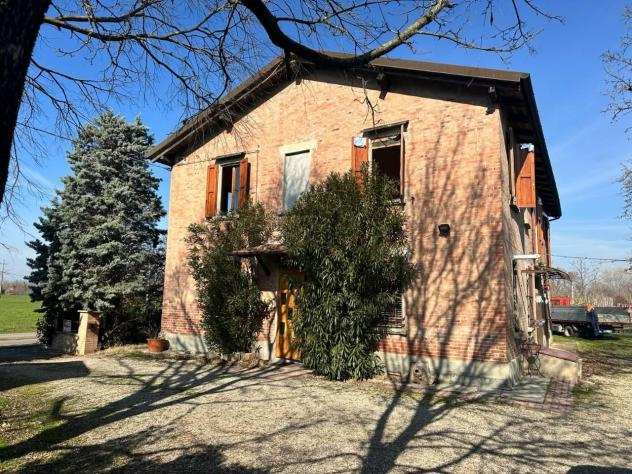 Casale in vendita a Dozza - 9 locali 263mq