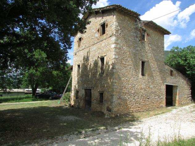 Casale in vendita a Massa Martana, Colpetrazzo