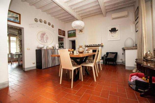 Casale in vendita a San Giuliano Terme 360 mq Rif 1205814