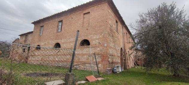 Casale in vendita a Siena - 15 locali 750mq