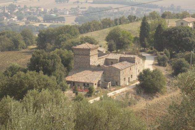 Casale in vendita a Todi