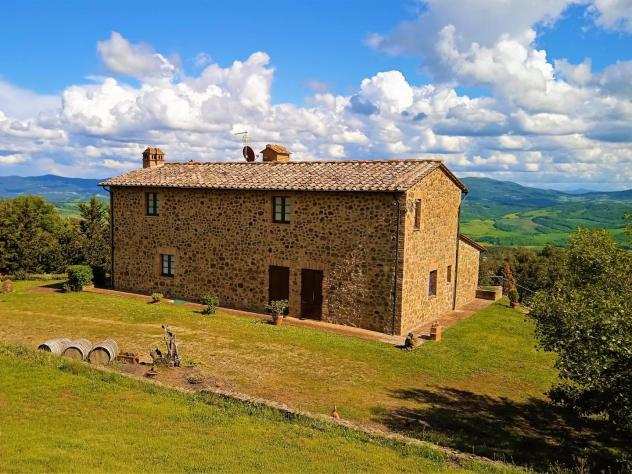 Casale in vendita a Volterra 580 mq Rif 668828