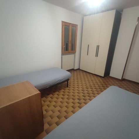 CASALECCHIO POSTO LETTO PER RAGAZZA LAVORATRICE