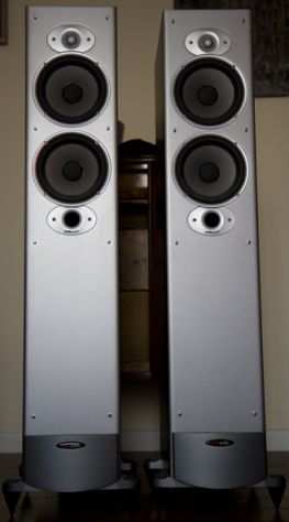 Casse Polk audio mod.RTI8C