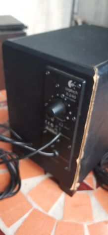 Casse speaker 2.1 Logitech X-240 per computer console TV lettore MP3