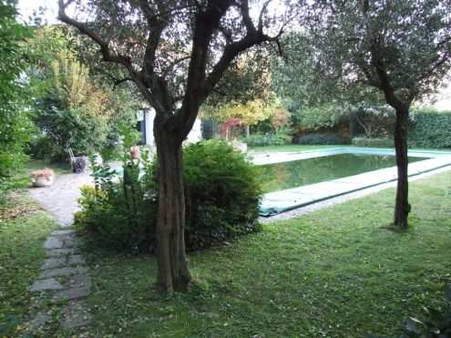 CASTIGLIONE DELLE STIVIERE PRIVATO VENDE VILLA ZONA BELVEDERE