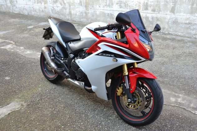 CBR 600 F 2011