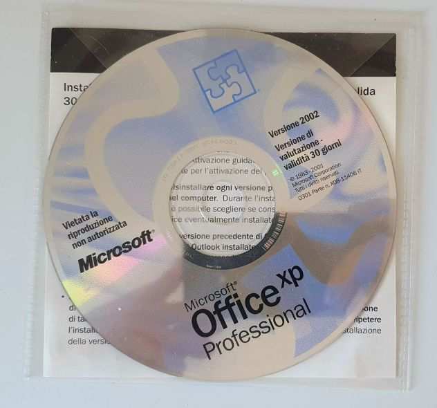 Cd originale microsoft visio standard  REGALO MICROSOFT OfficeXP e W7PRO