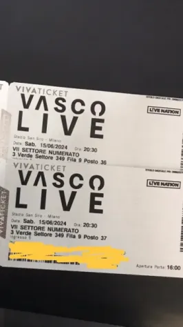 Cedo due biglietti concerto Vasco Rossi Milano