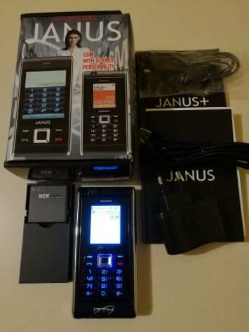 Cellulare Janus doppia personalitagrave datato touch molto particolare con 3 slot sim