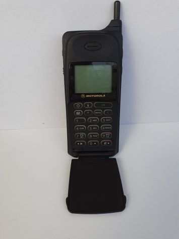 Cellulare Motorola 1997.