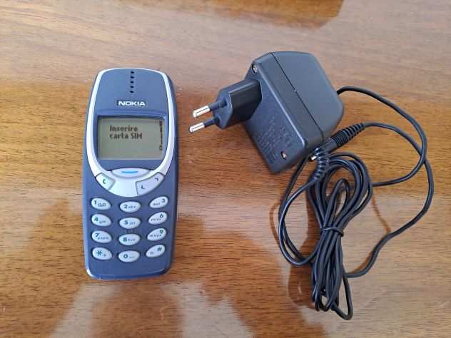 Cellulare Nokia 3310 perfettmente funzionante con scatola, batteria e caricatore