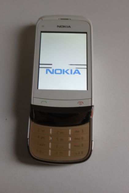 CELLULARE NOKIA C2- 03 SLIDE con alimentatore usato per ricambiriparazione