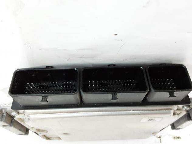CENTRALINA MOTORE DACIA Sandero Serie II 237106319R K9K 612, K9K 626, K9K 838, K9K 872 Diesel 1500 (1220)