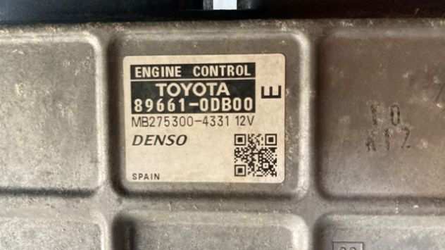 Centralina motore Toyota Yaris 1.3 del 2010 (89661-0DB00)