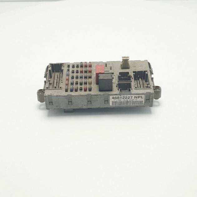 CENTRALINA SCATOLA PORTAFUSIBILI ECU MODULO CONTROLLO FIAT PANDA 2 SERIE 46535725 2003-12