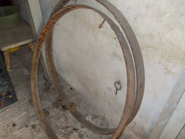 Cerchi della botte originali di tanti anni fa, diametro 109cm larghezza 75mm spe
