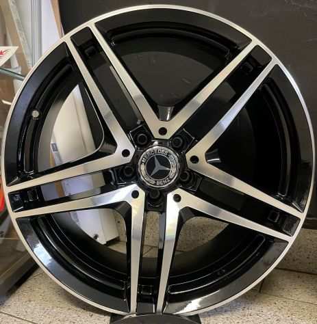 CERCHIO 8,5X19 5X112 ET32 MERCEDES 66.5