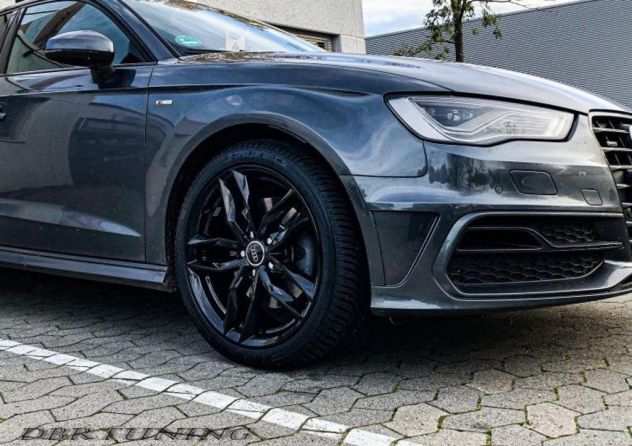 Cerchio in lega MAM RS3 Glossy Black 19