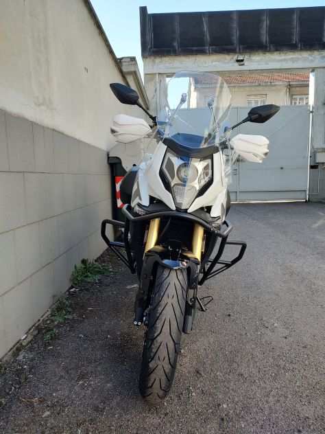 CF MOTO 650MT DEL 2023