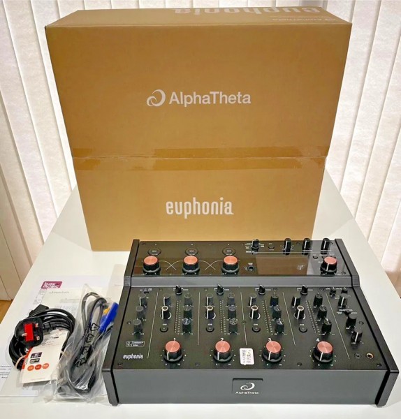 Pioneer DJ XDJ-RX3, Pioneer XDJ-XZ, Pioneer DJ OPUS-QUAD, Pioneer DDJ-FLX10, Pioneer DDJ-1000SRT, Pioneer DDJ-1000, AlphaTheta XDJ-AZ, AlphaTheta OMNIS-DUO, Pioneer CDJ-3000, Pioneer DJM-A9, AlphaTheta Euphonia, Pioneer DJM-V10 DJ mixer