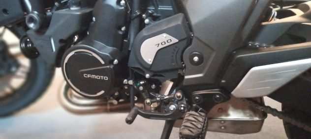 CFMOTO CL-X 700