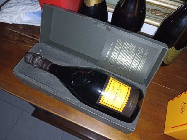 Champagne Brut La Grande Dame 1995-Veuve Clicquot