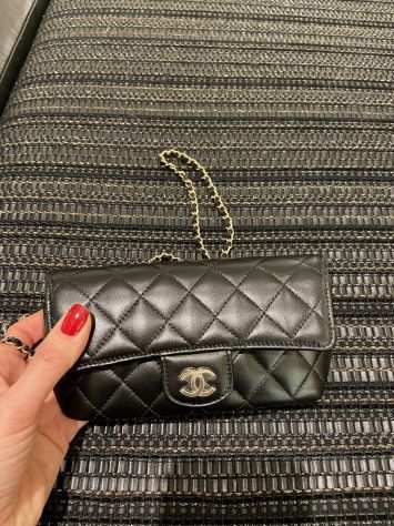 Chanel borsa pochette con catena Glasses Case on Chain
