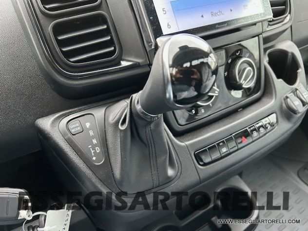 CHAUSSON NEW X 550 CAMBIO AUTOMATICO GAMMA 2024 599 CM BASCULANTE