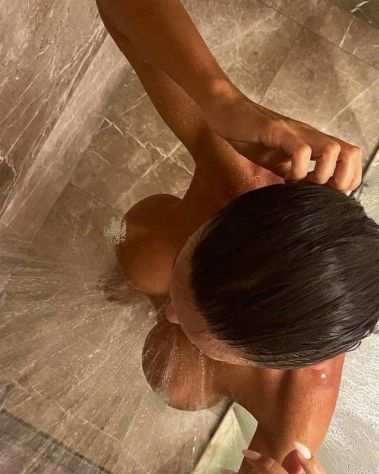 CHIARA E ARYANA..GIOVANISSIME MASSAGGIATRICE TI ASPETTANO PER UN MASSAGGIO CALDO