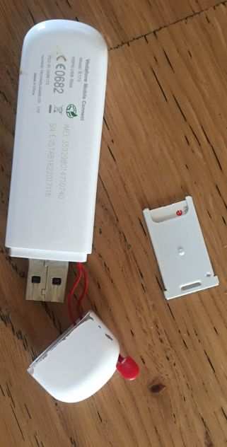 Chiavetta USB internet modem universale Vodafone