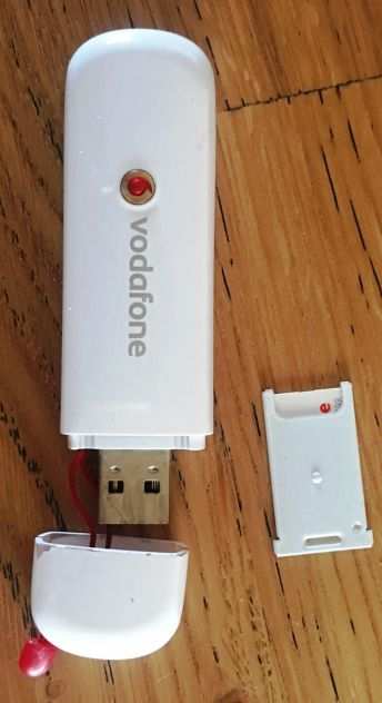 Chiavetta USB internet modem universale Vodafone