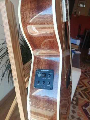 Chitarra CORT Elettroacustica Nuova