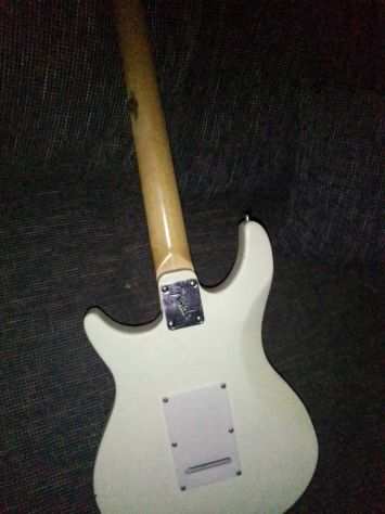 Chitarra Elettrica Fender Stratocaster.