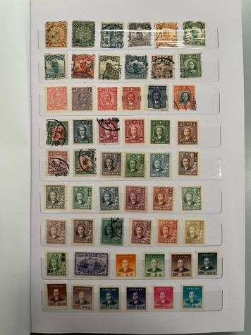 Cina - Repubblica popolare dal 1949 - Tre Album di francobolli di Cina