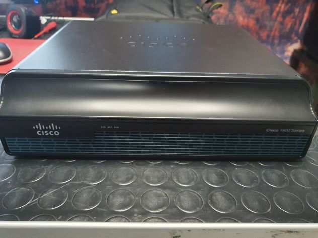 Cisco-1900-SERIE-CISCO1941K9 V04 Router Servizi Integrati