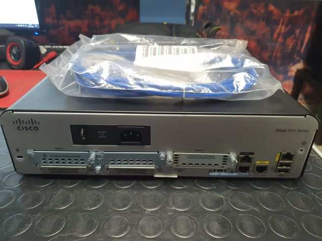 Cisco-1900-SERIE-CISCO1941K9 V04 Router Servizi Integrati