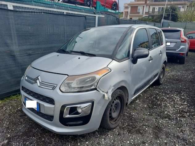 Citroen C3 Picasso 1.4 benzinaGPL 95cv anno 2013 motore da rivedere