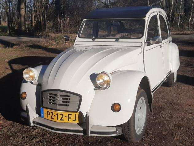 Citroeumln - 2CV6 Club - NO RESERVE - 1986