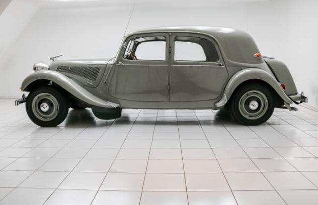 Citroeumln - Traction Avant 11 B - 1956