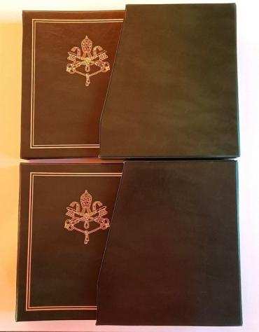 Cittagrave del Vaticano 19521984 - - Francobolli in due bellissimi album dello stato Vaticano
